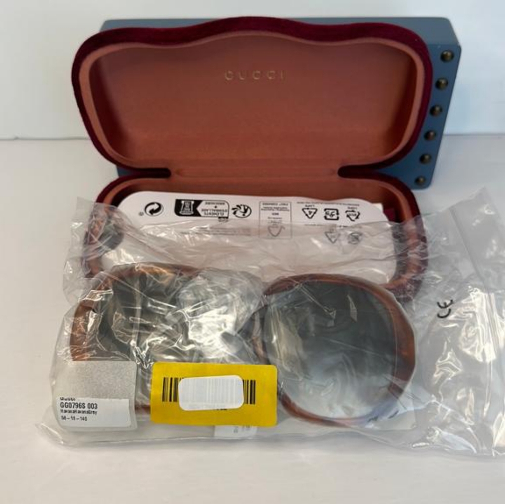 Authentic New Gucci GG0796S-003 56 Ladies Sunglasses - Picture 13 of 13